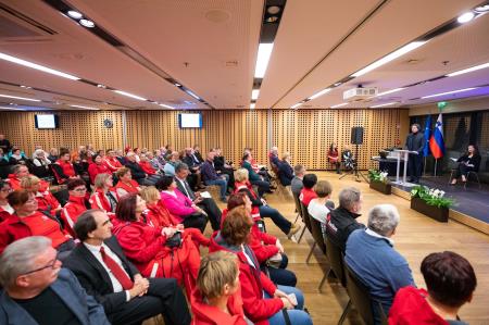 Podeljene zahvale prostovoljcem pri razdeljevanju hrane, sofinancirane s strani EU (5)